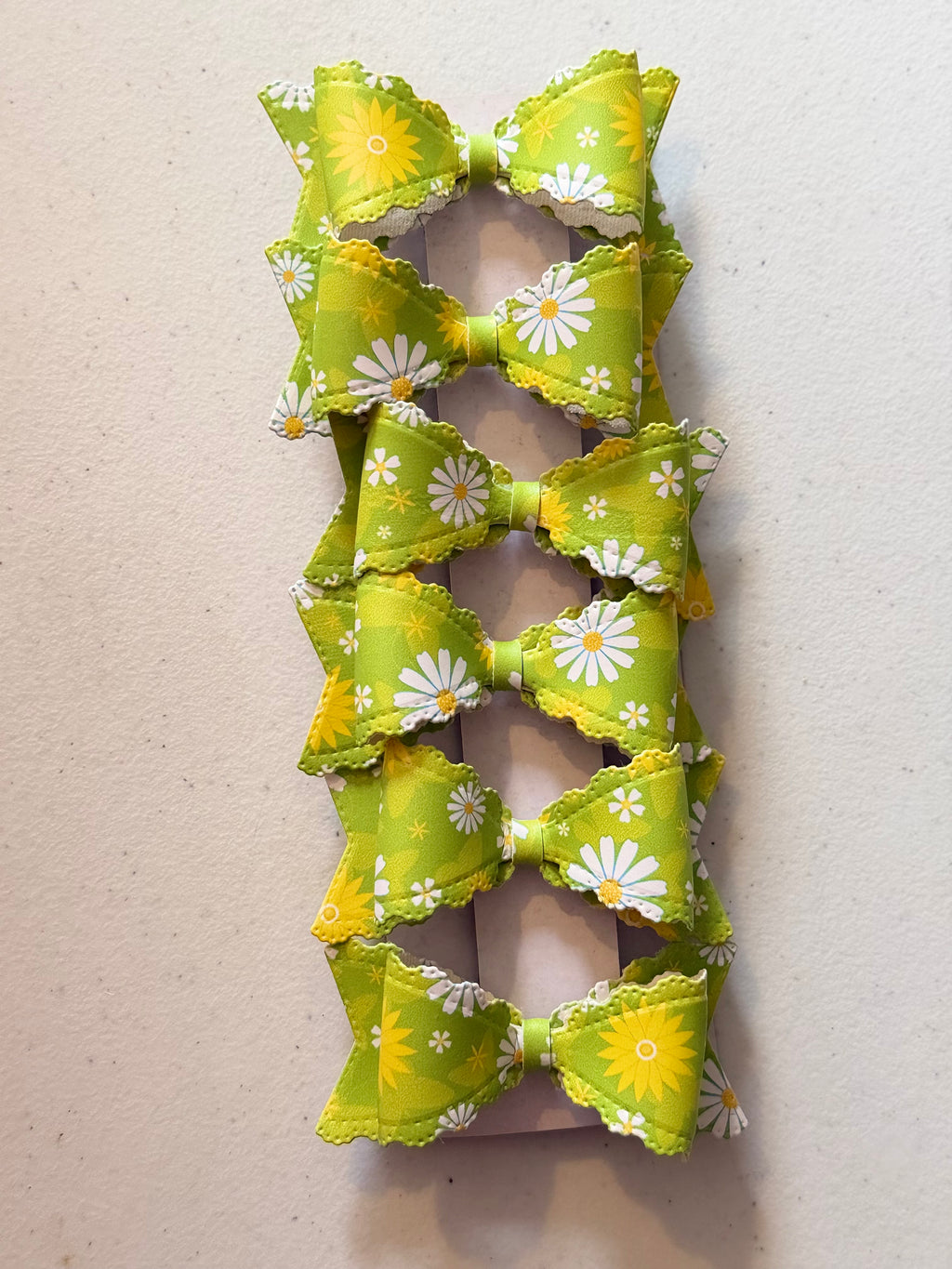 Daisy Luxe Bows