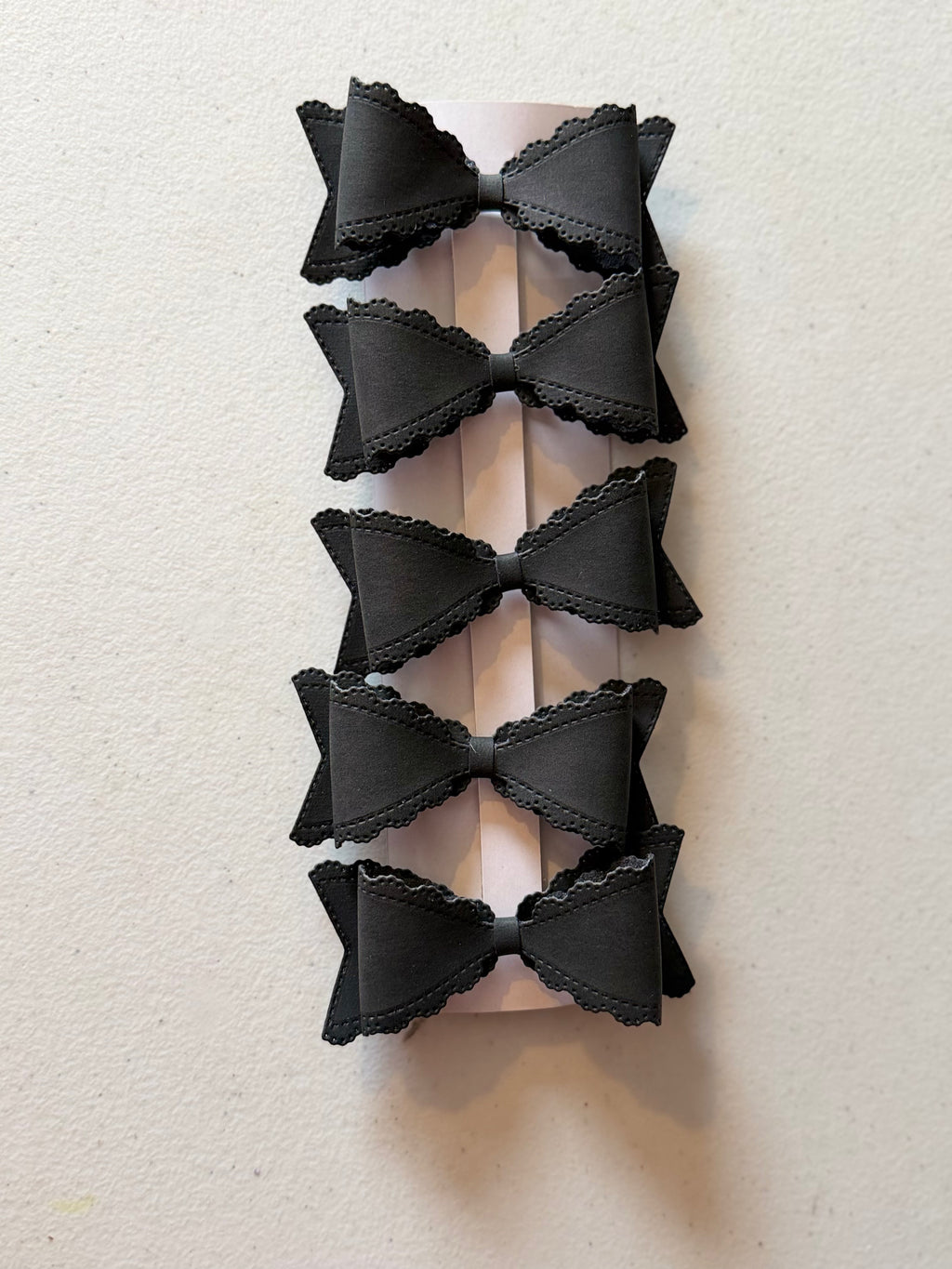 Achromatica Bows