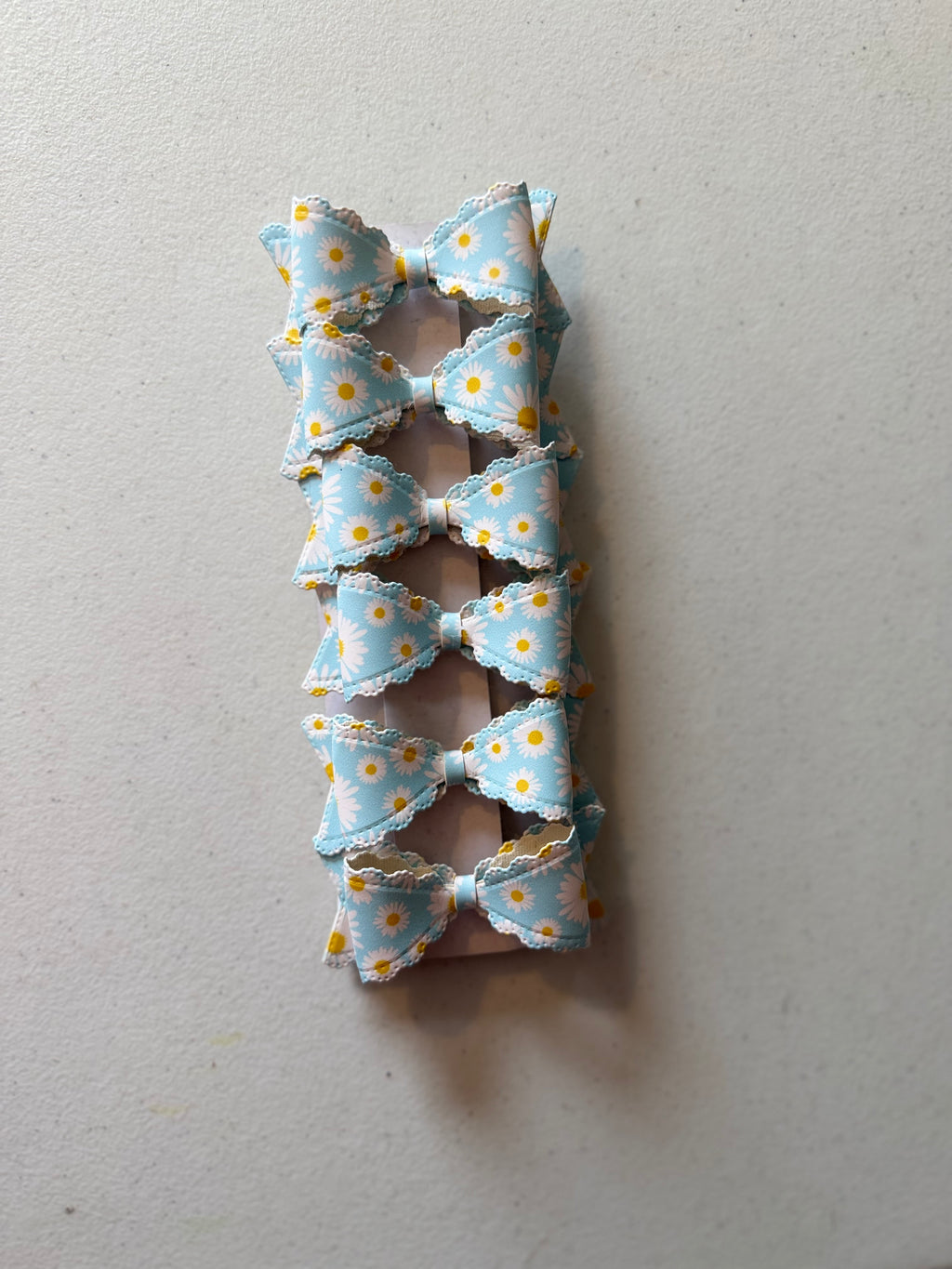 Daisy Luxe Bows