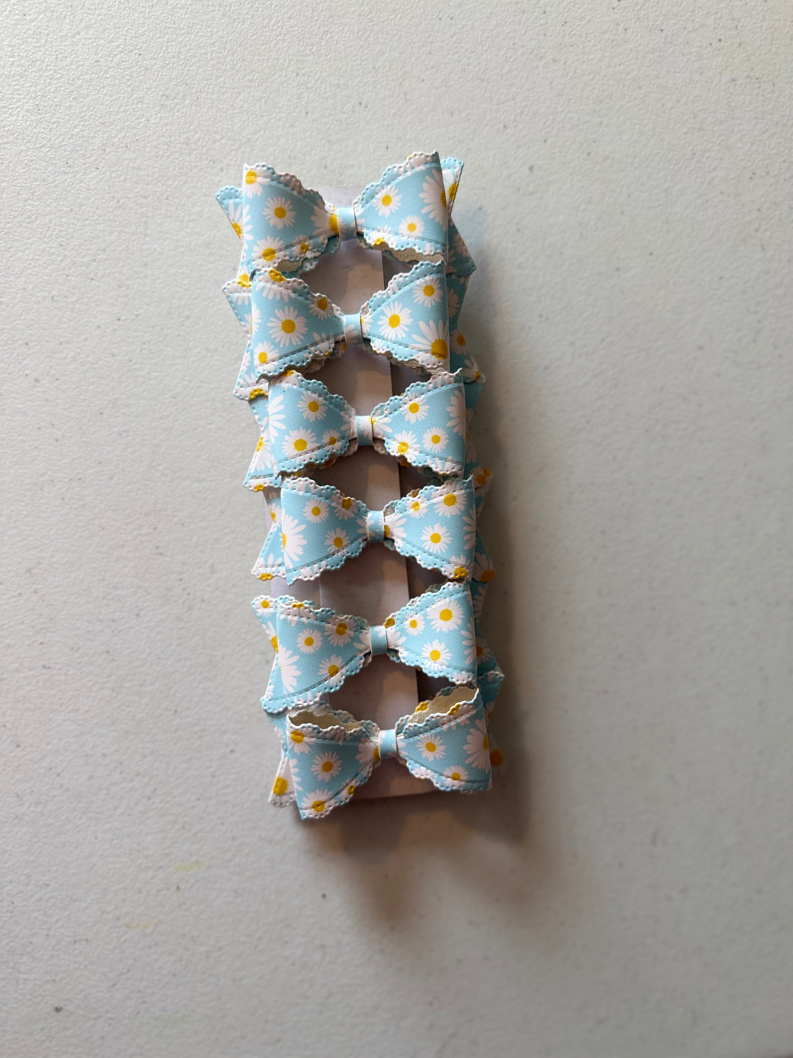 Daisy Luxe Bows